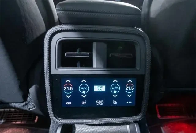 Porsche Taycan Turbo S Sport Turismo = Carbon = Гаранция, снимка 15 - Автомобили и джипове - 53524111