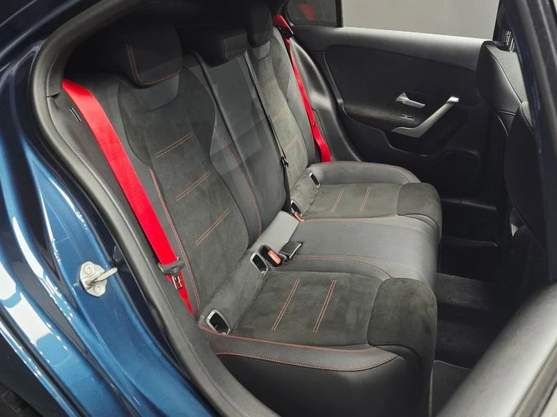 Mercedes-Benz A 35 AMG A35 4MATIC Sedan| 302�.�.| ���.��������� | Mobile.bg � ����������� 11