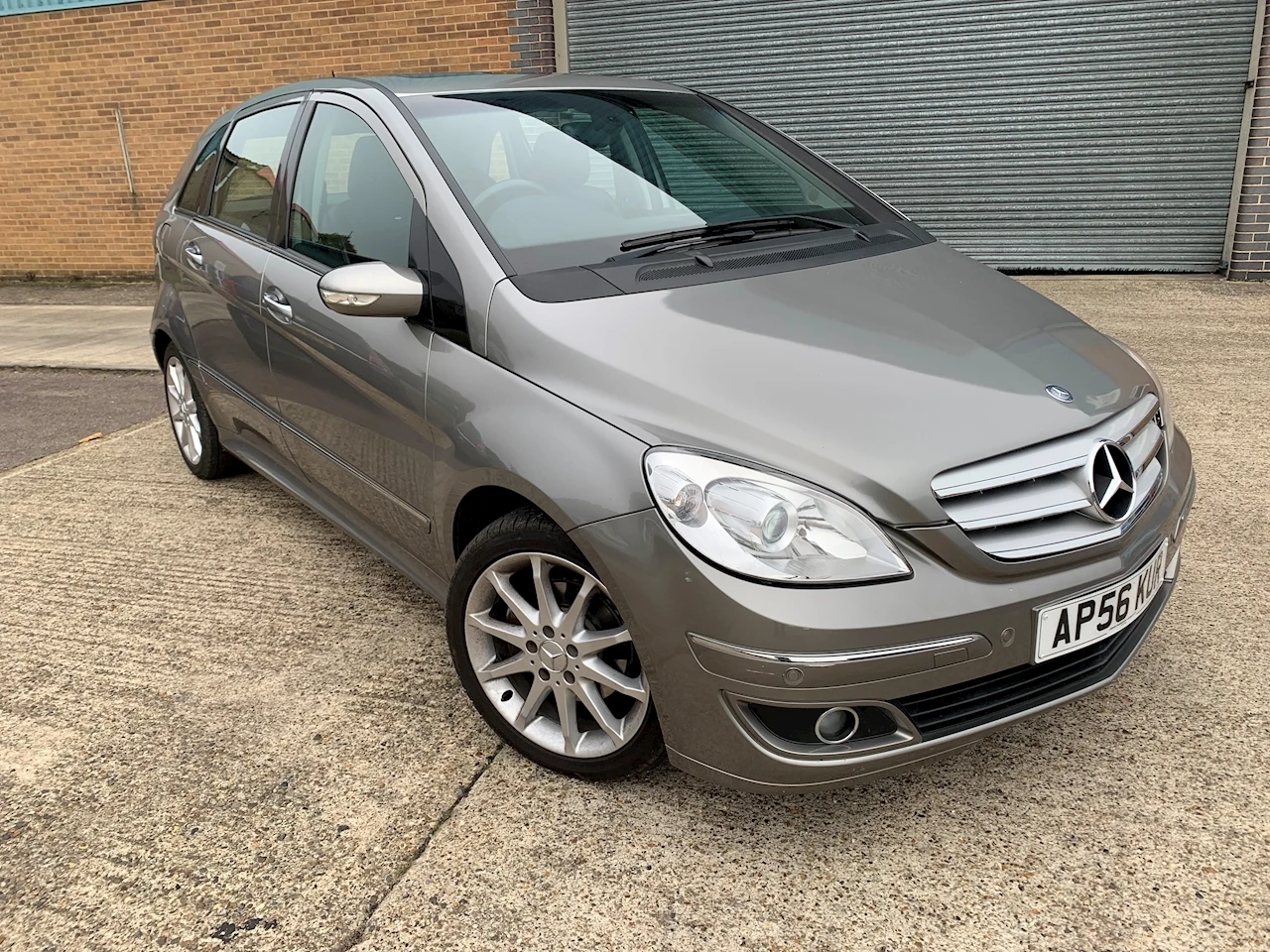 Mercedes-Benz B 200 navi, снимка 1