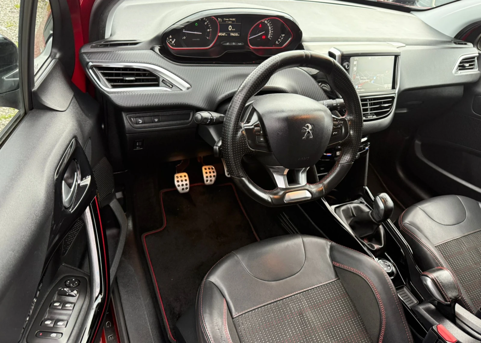 Peugeot 2008 1.2i* 149х.км* Euro 6B* GT-line - изображение 9