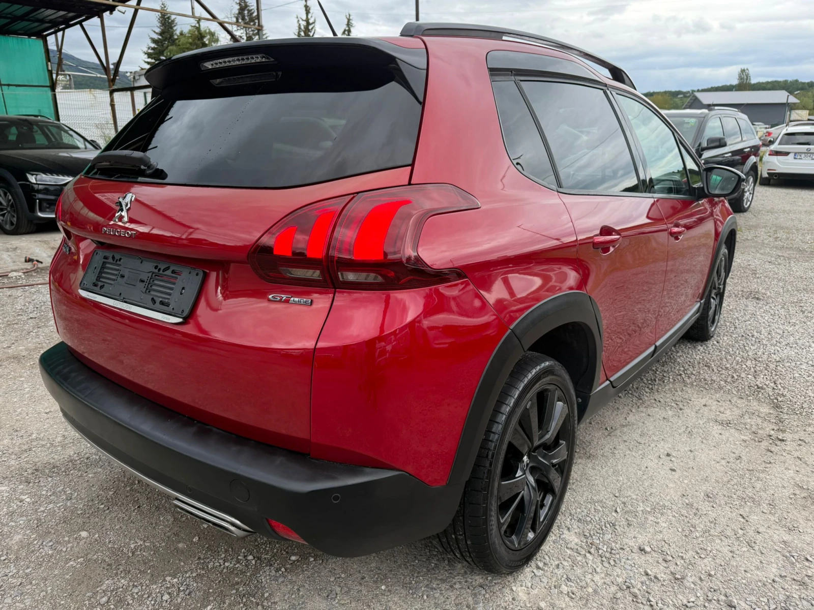 Peugeot 2008 1.2i* 149х.км* Euro 6B* GT-line - изображение 7