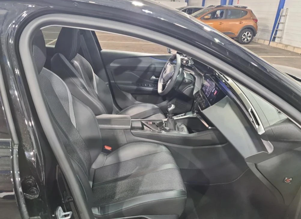 Peugeot 308  SW 1.5BlueHdi 130 ALLURE  - изображение 10