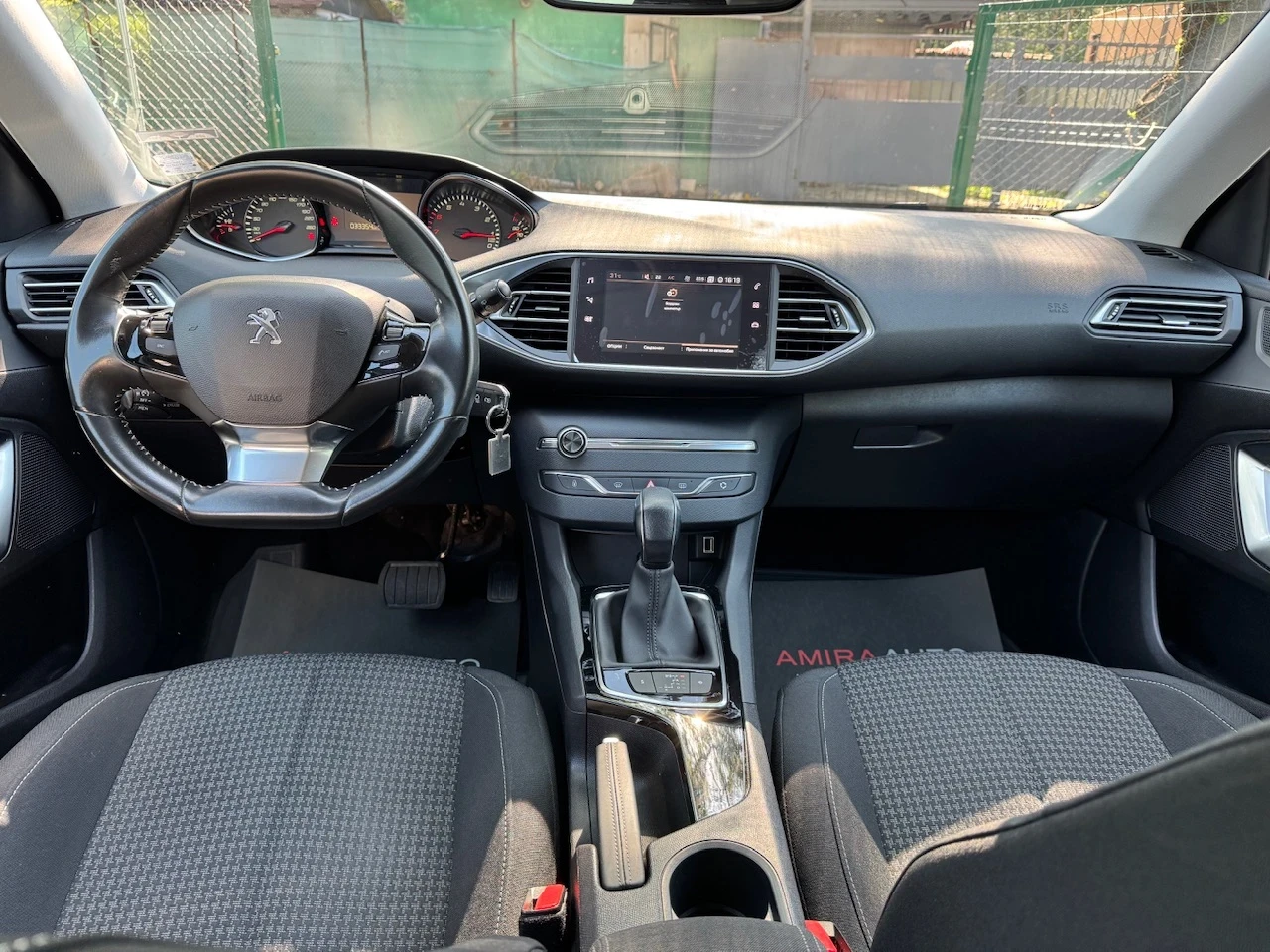 Peugeot 308 1.2i 130кс./ПЪРВИ ЕДИНСТВ.СОБСТВ./33350км. ПЪЛ.ИСТ - изображение 9