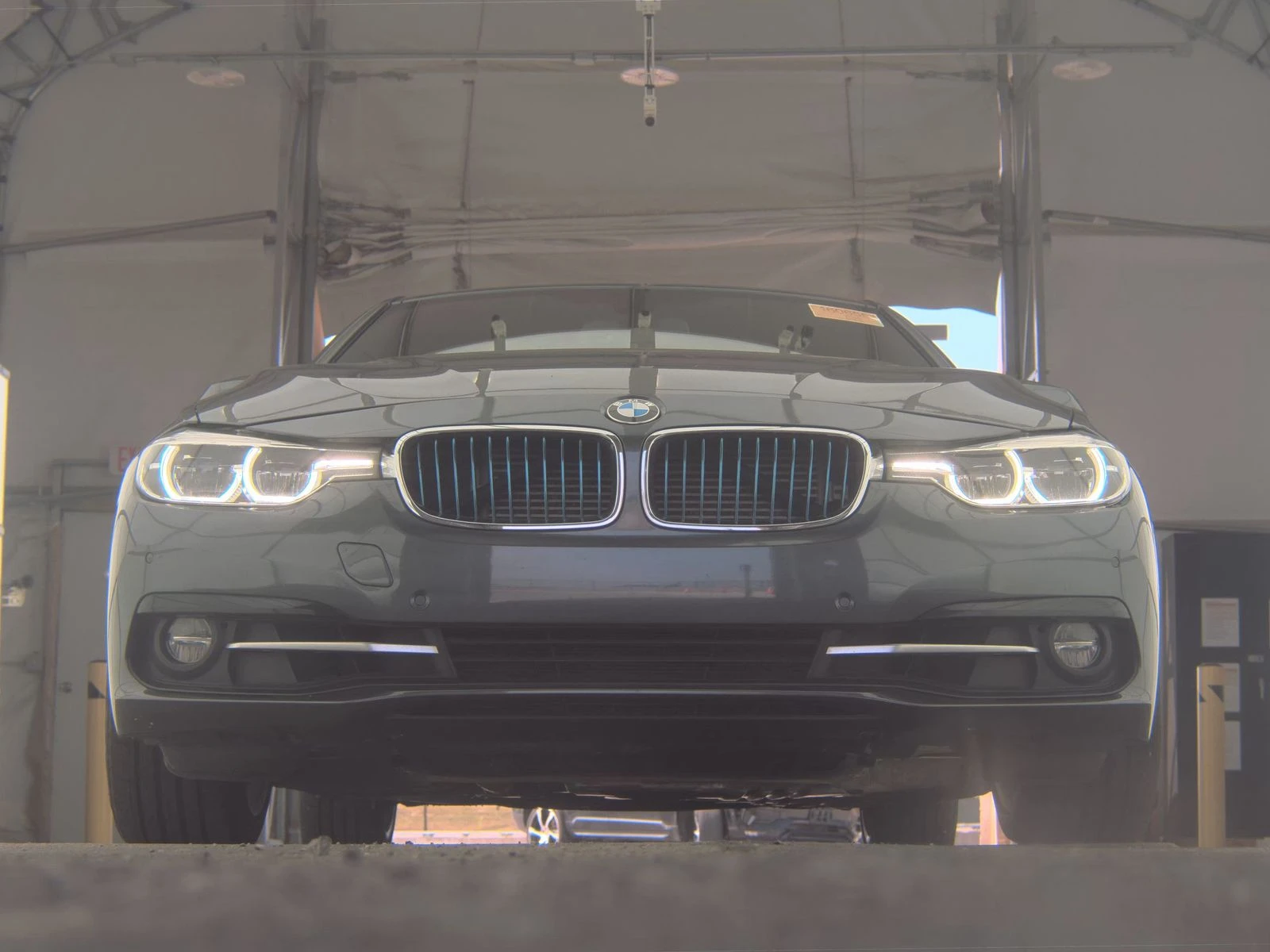 BMW 330 Е* CARFAX * АВТО КРЕДИТ - изображение 8