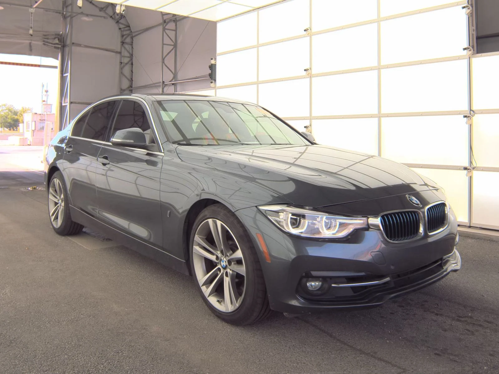 BMW 330 Е* CARFAX * АВТО КРЕДИТ - изображение 3