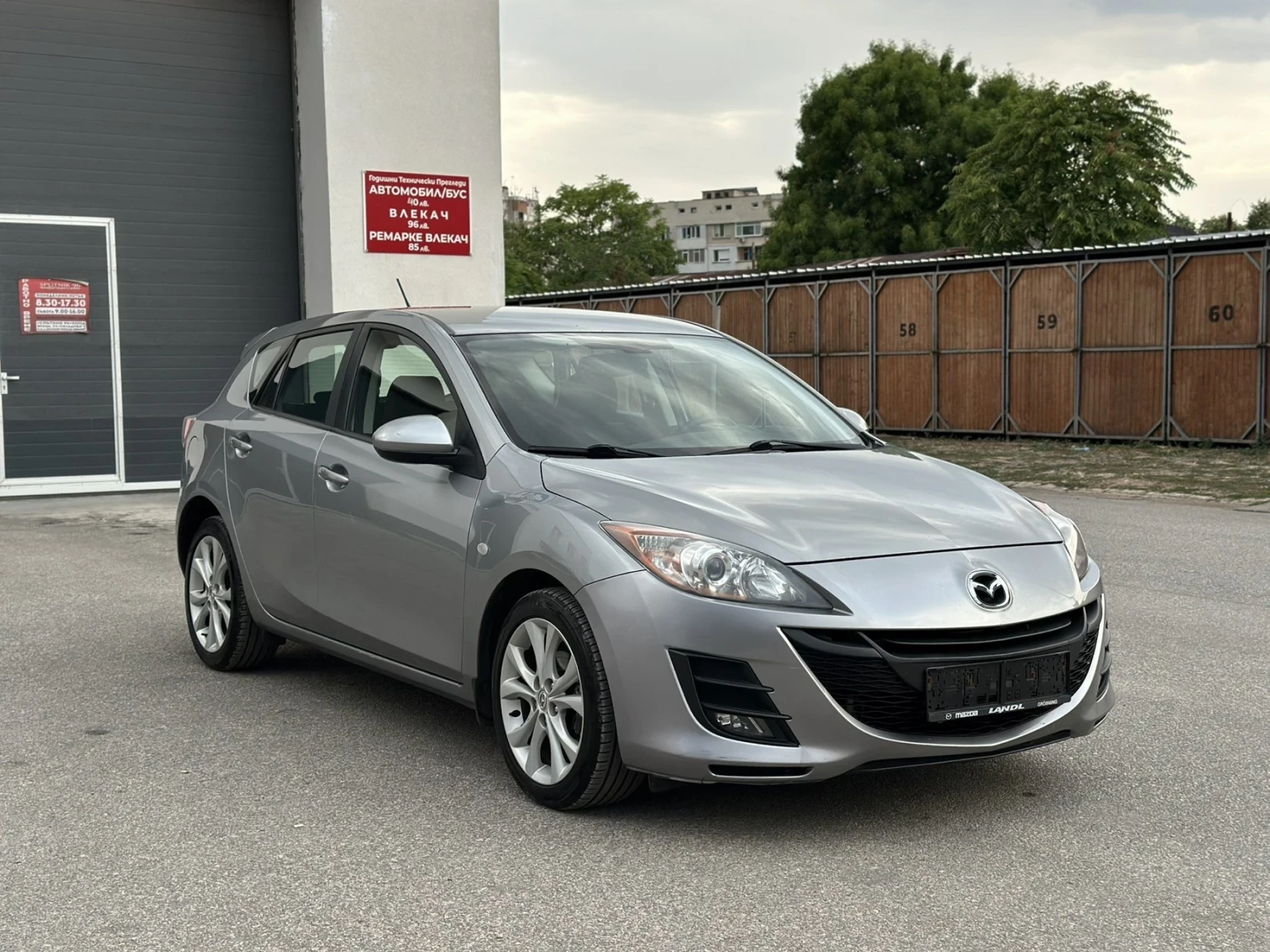 Mazda 3 1.6i - 105 ps - изображение 2