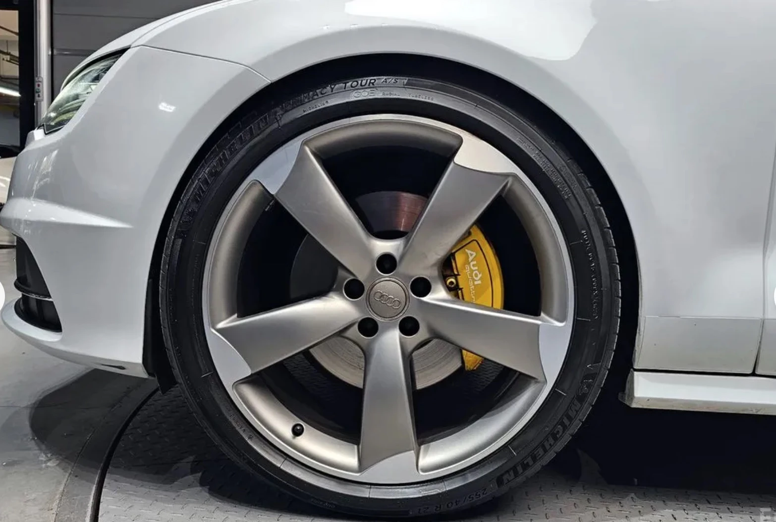 Audi A7 55 TDI* Competition * АвтоКредит* (Цена до БГ) - изображение 5