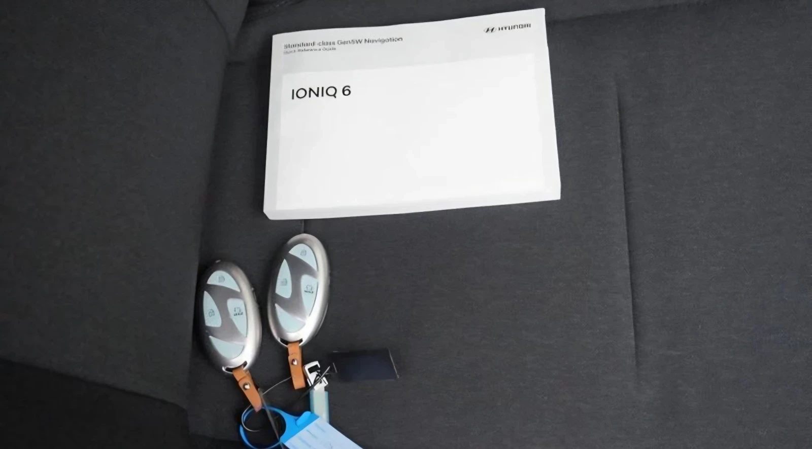 Hyundai Ioniq 6 Connect / SOH 100% ����������  | Mobile.bg � ����������� 12