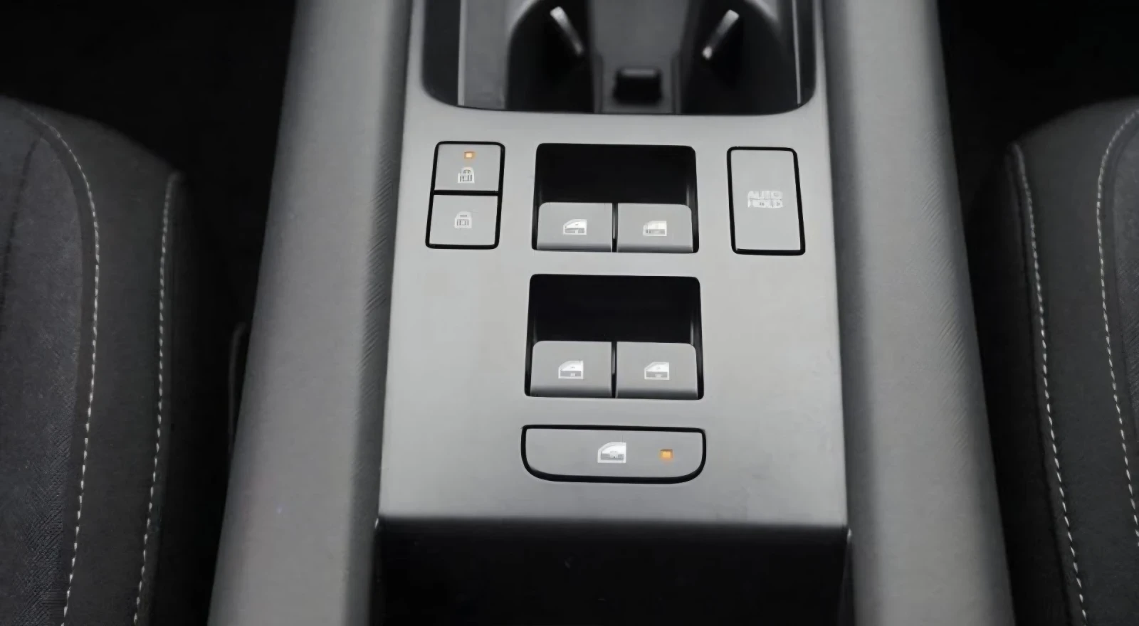 Hyundai Ioniq 6 Connect / SOH 100% ТЕРМОПОМПА  - изображение 8