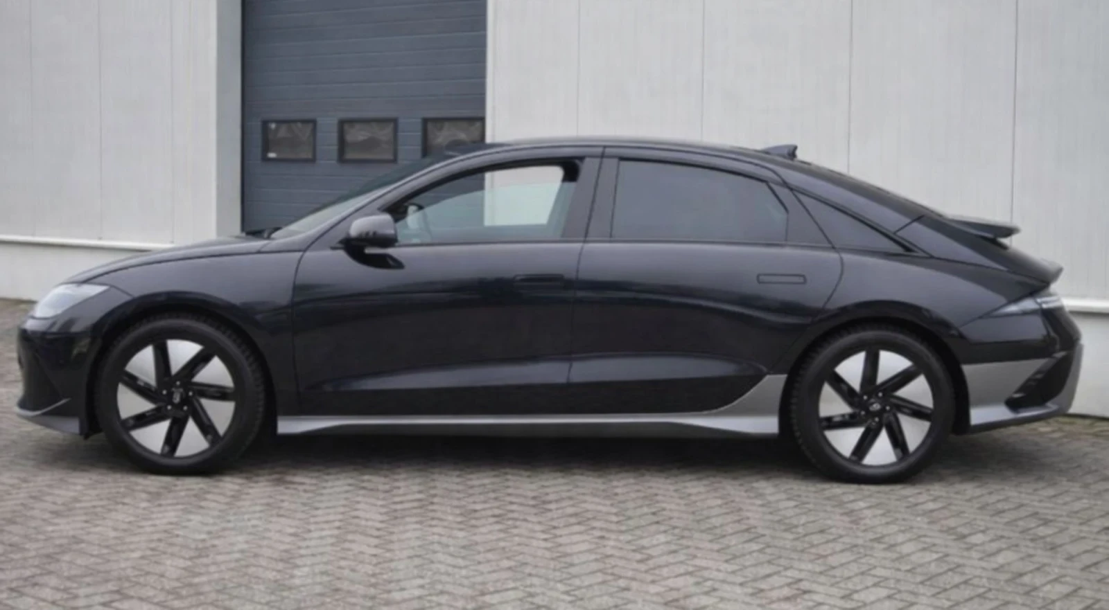 Hyundai Ioniq 6 Connect / SOH 100% ТЕРМОПОМПА  - изображение 4