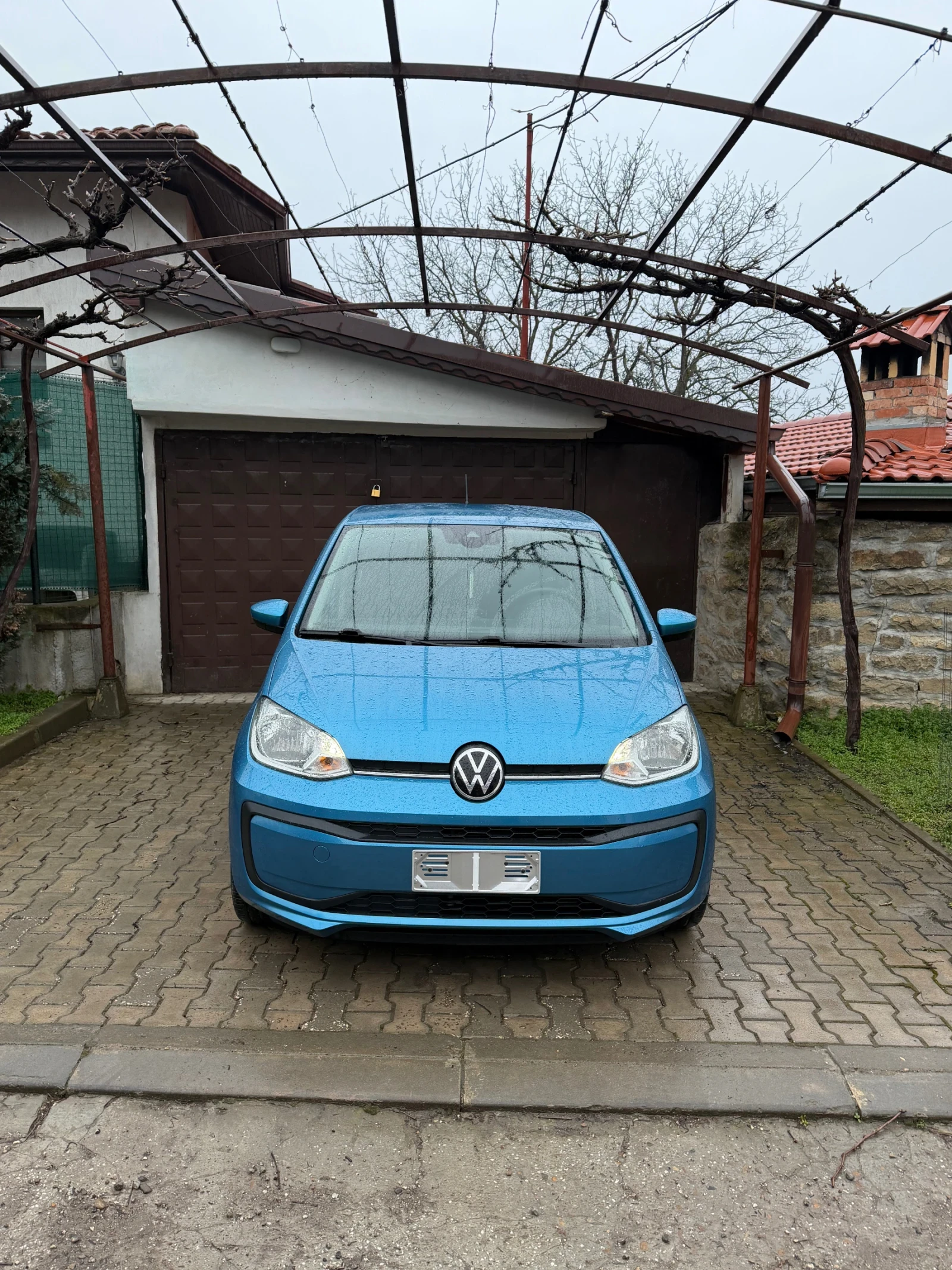 VW Up 1.0 MPI, снимка 2 - Автомобили и джипове - 53951925