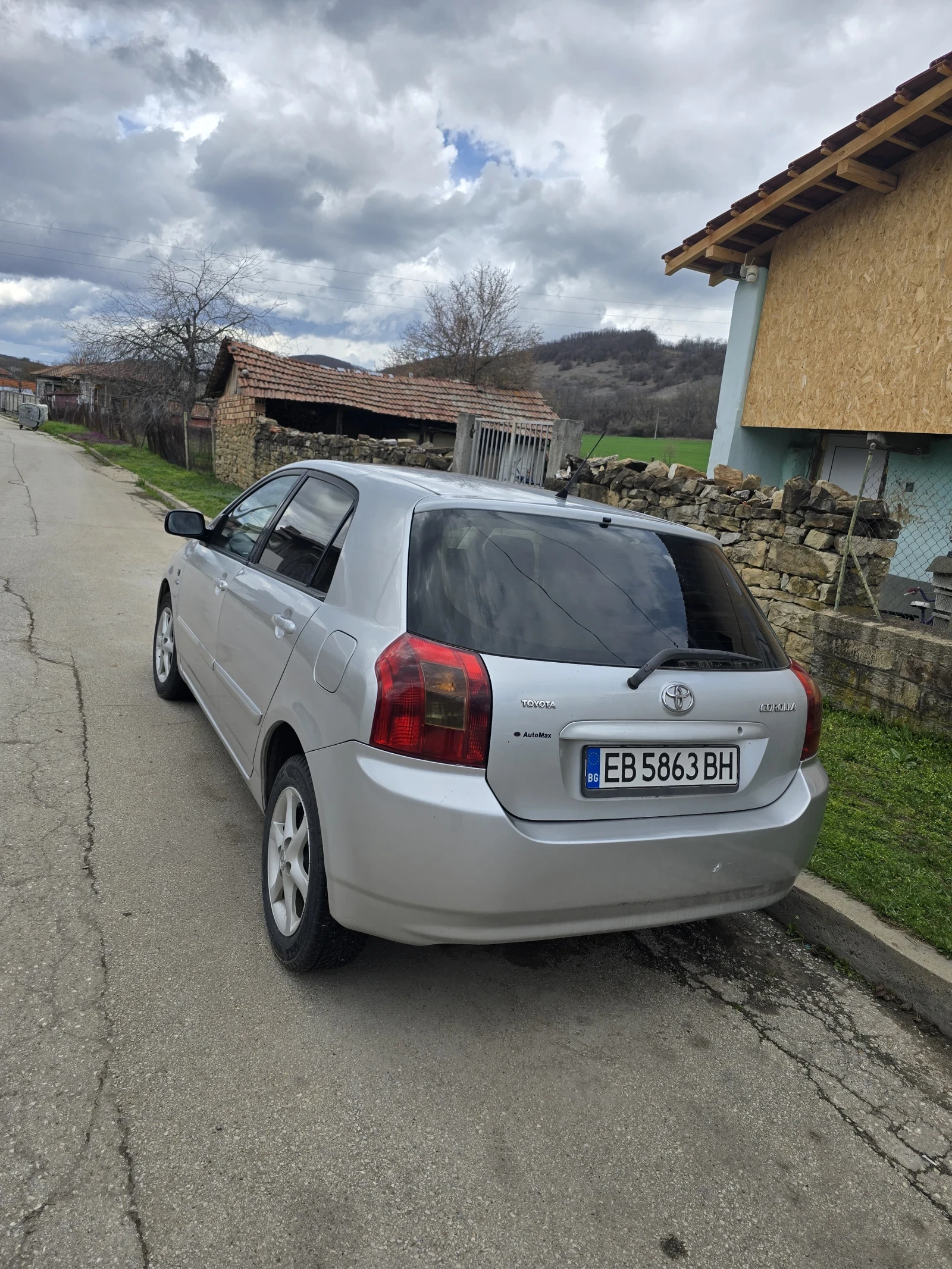 Toyota Corolla, снимка 2 - Автомобили и джипове - 54006529