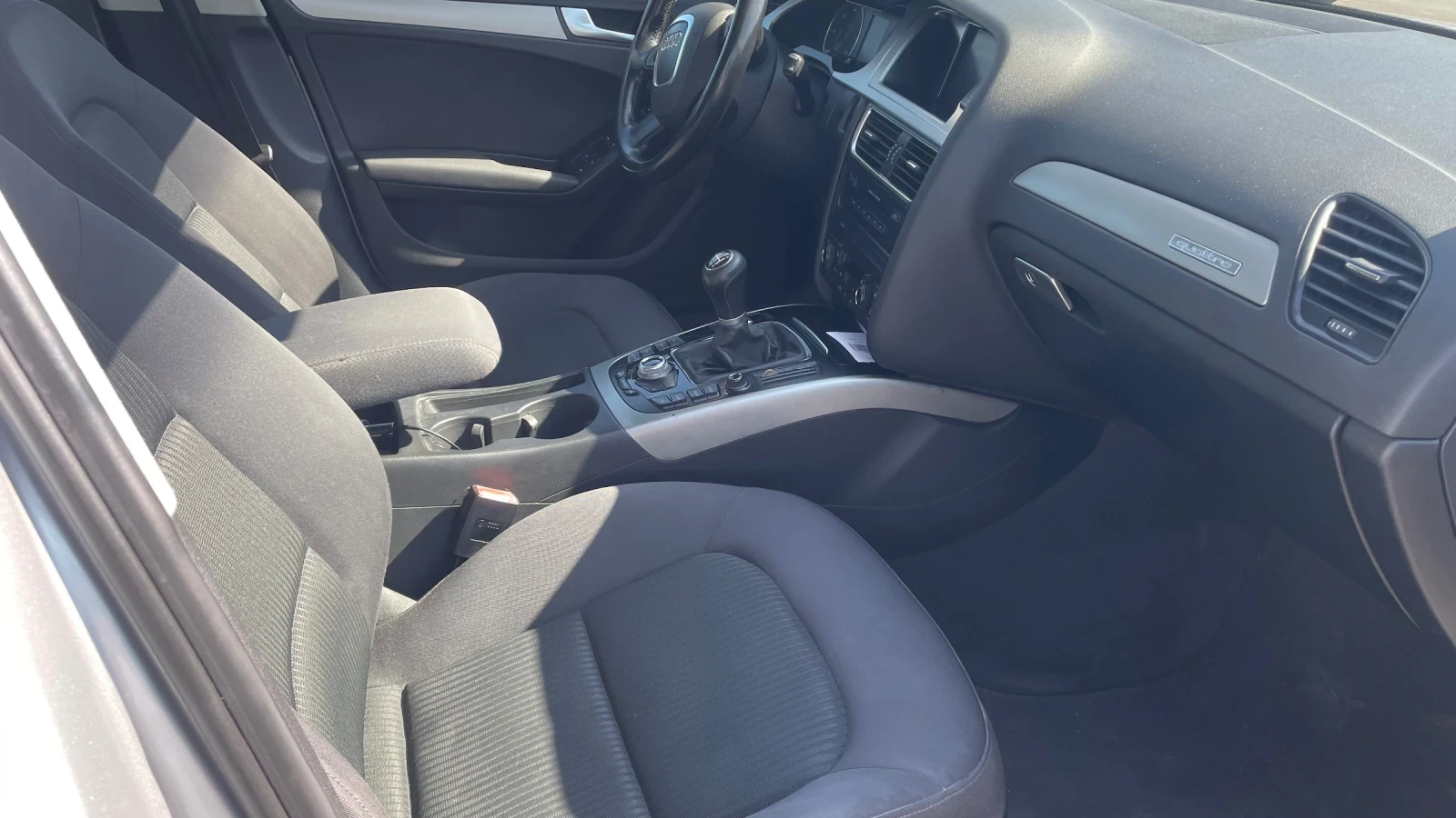 Audi A4 A4 B8 170 к.с Quattro, снимка 12 - Автомобили и джипове - 54025438