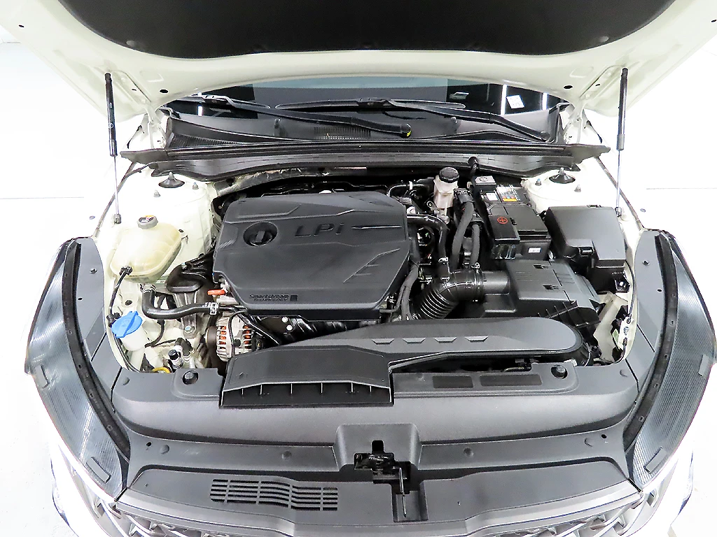 Kia K5 2.0LPI TRENDY autogeorge.com | Mobile.bg � ����������� 16