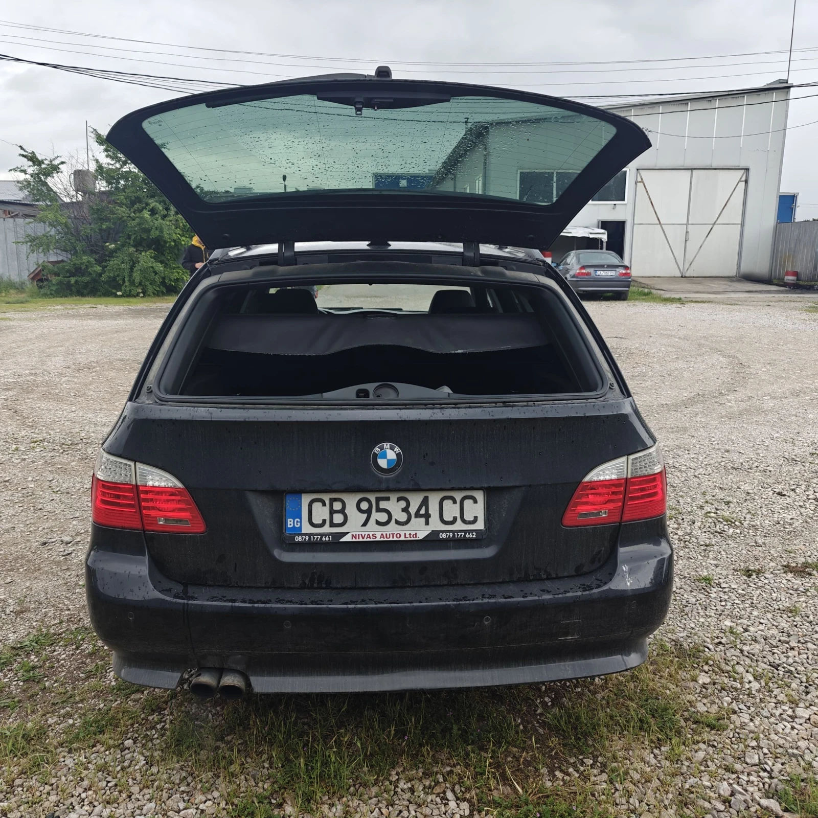 BMW 530 Xi, снимка 5 - Автомобили и джипове - 54235771