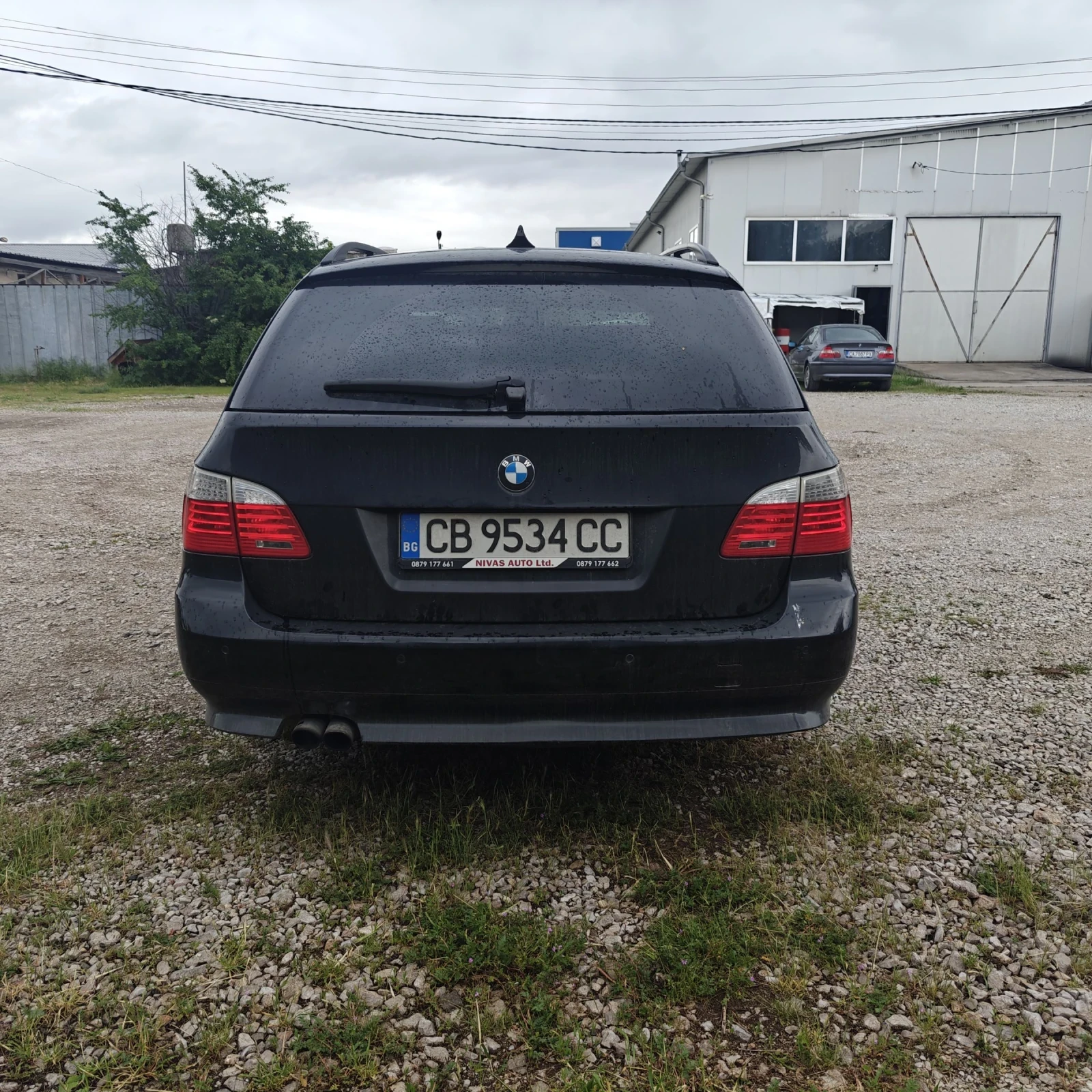 BMW 530 Xi, снимка 4 - Автомобили и джипове - 54235771