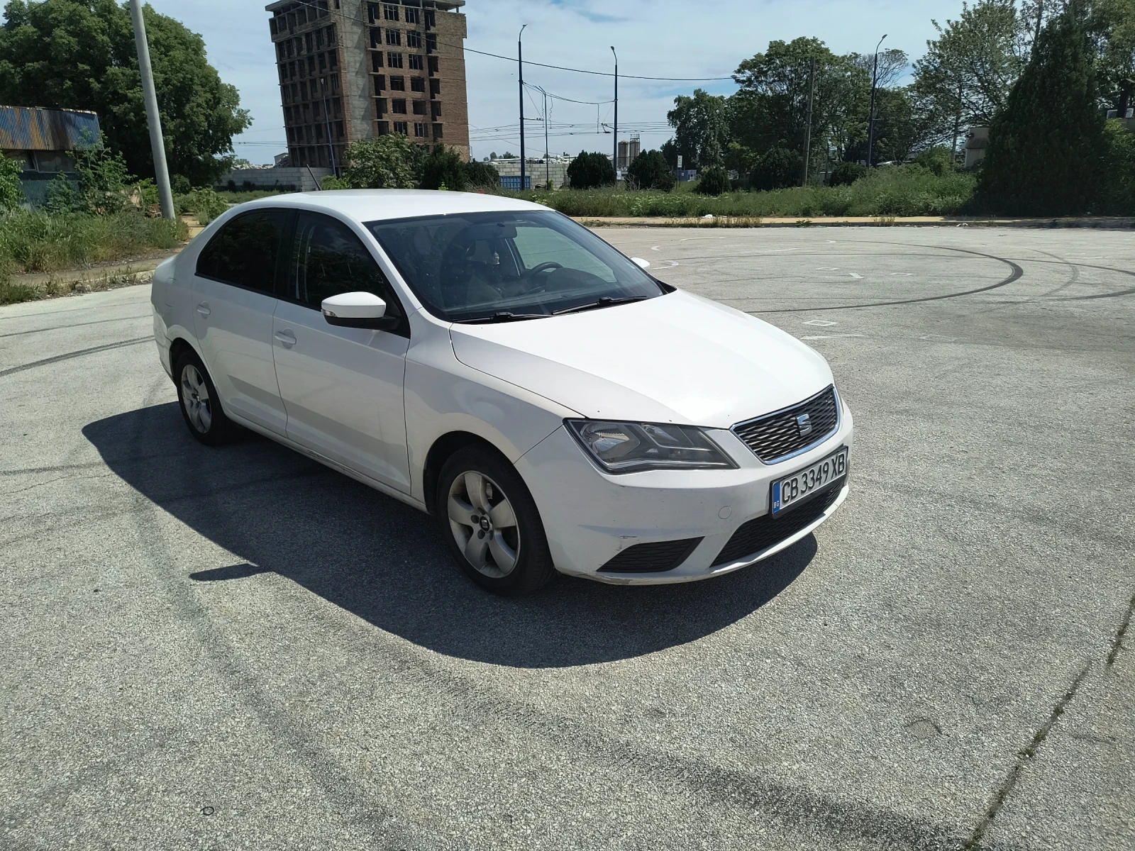Seat Toledo 1.6 TDI, снимка 7 - Автомобили и джипове - 54518343