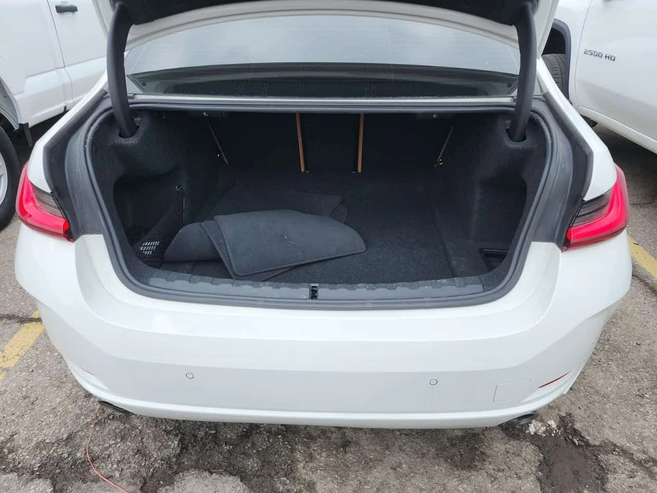 BMW 330 330I XDRIVE  CARFAX | Mobile.bg � ����������� 14