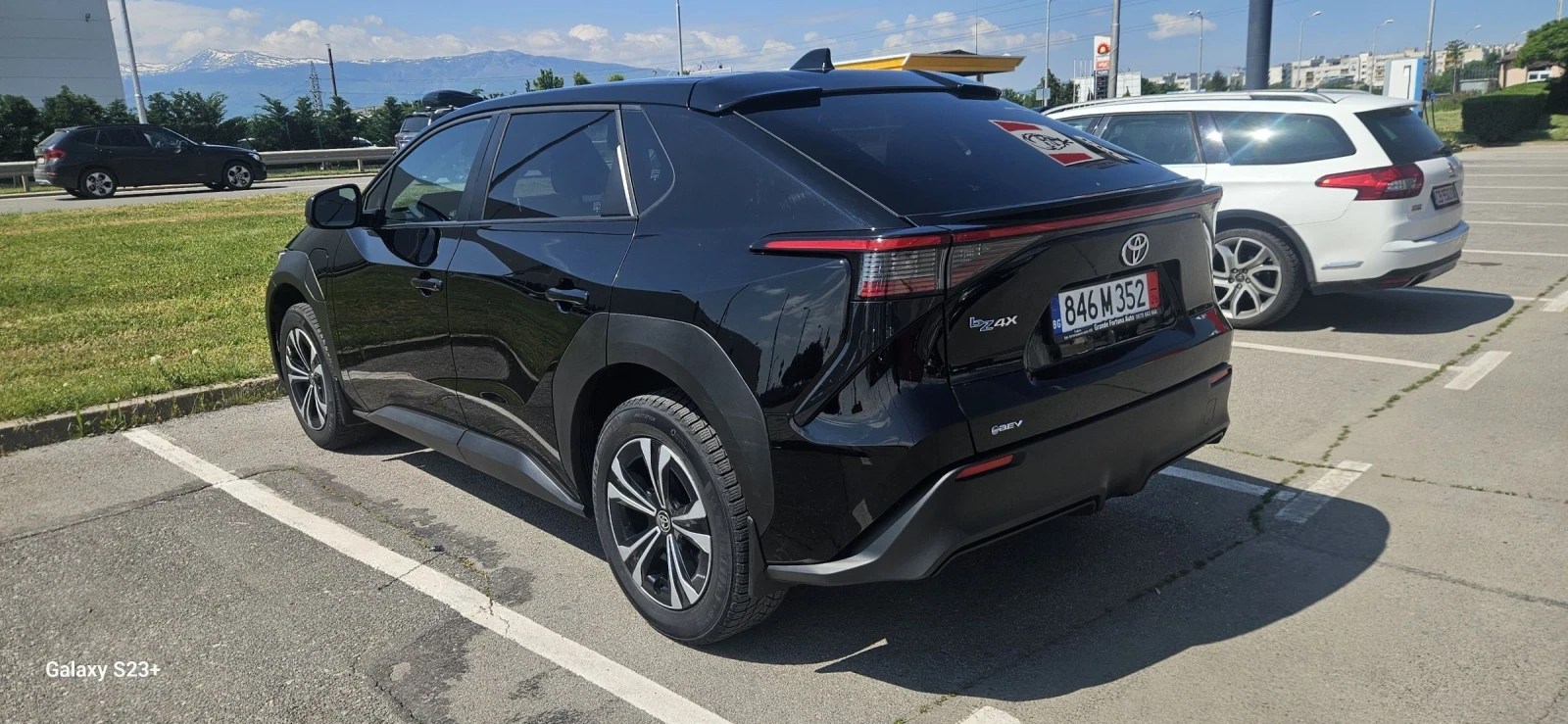 Toyota bZ4X XLE/LIMITED FWD, снимка 6 - Автомобили и джипове - 54662172