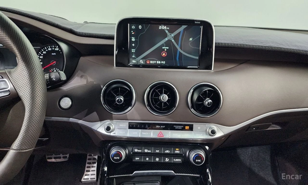 Kia Stinger 3.3* TURBO* GT* ПОДГРЕВ* ОБДУХВАНЕ* ХЕДЪП* LANE* A, снимка 8 - Автомобили и джипове - 54730123