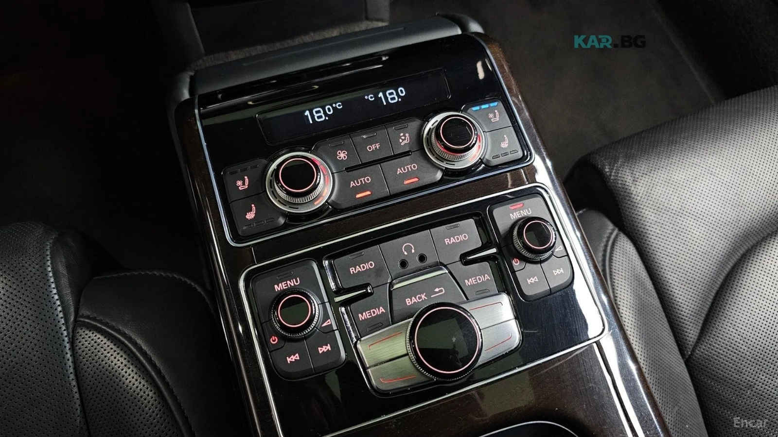 Audi A8 3.0 TDI* QUATTRO* КОЖА* ПОДГРЕВ* ОБДУХВ* ПАНОРАМА*, снимка 17 - Автомобили и джипове - 54811838