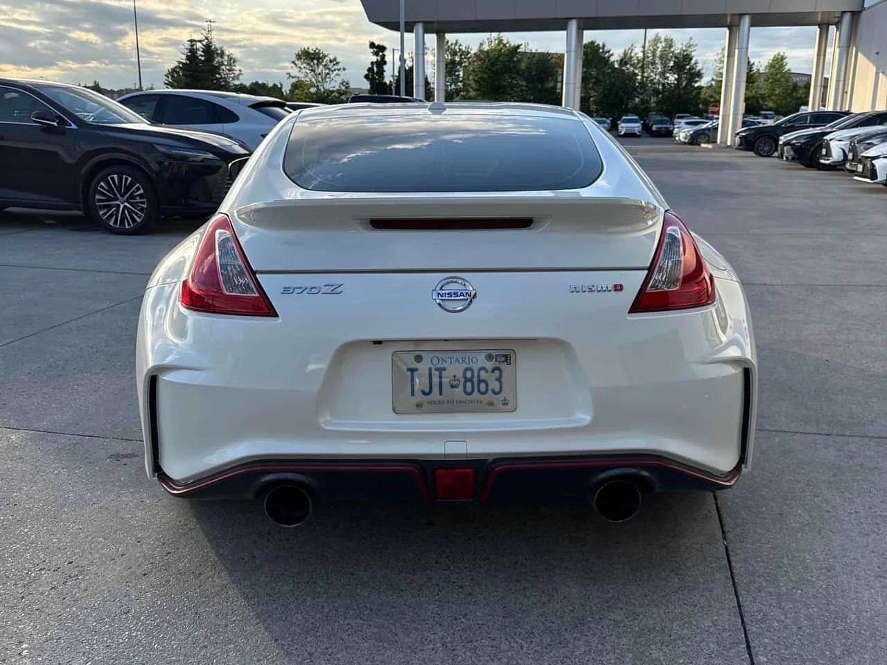 Nissan 370Z NISMO PACK* АЛКАНТАРА* BOSE* ПЪРВИ СОБСТВЕНИК* , снимка 5 - Автомобили и джипове - 54865527