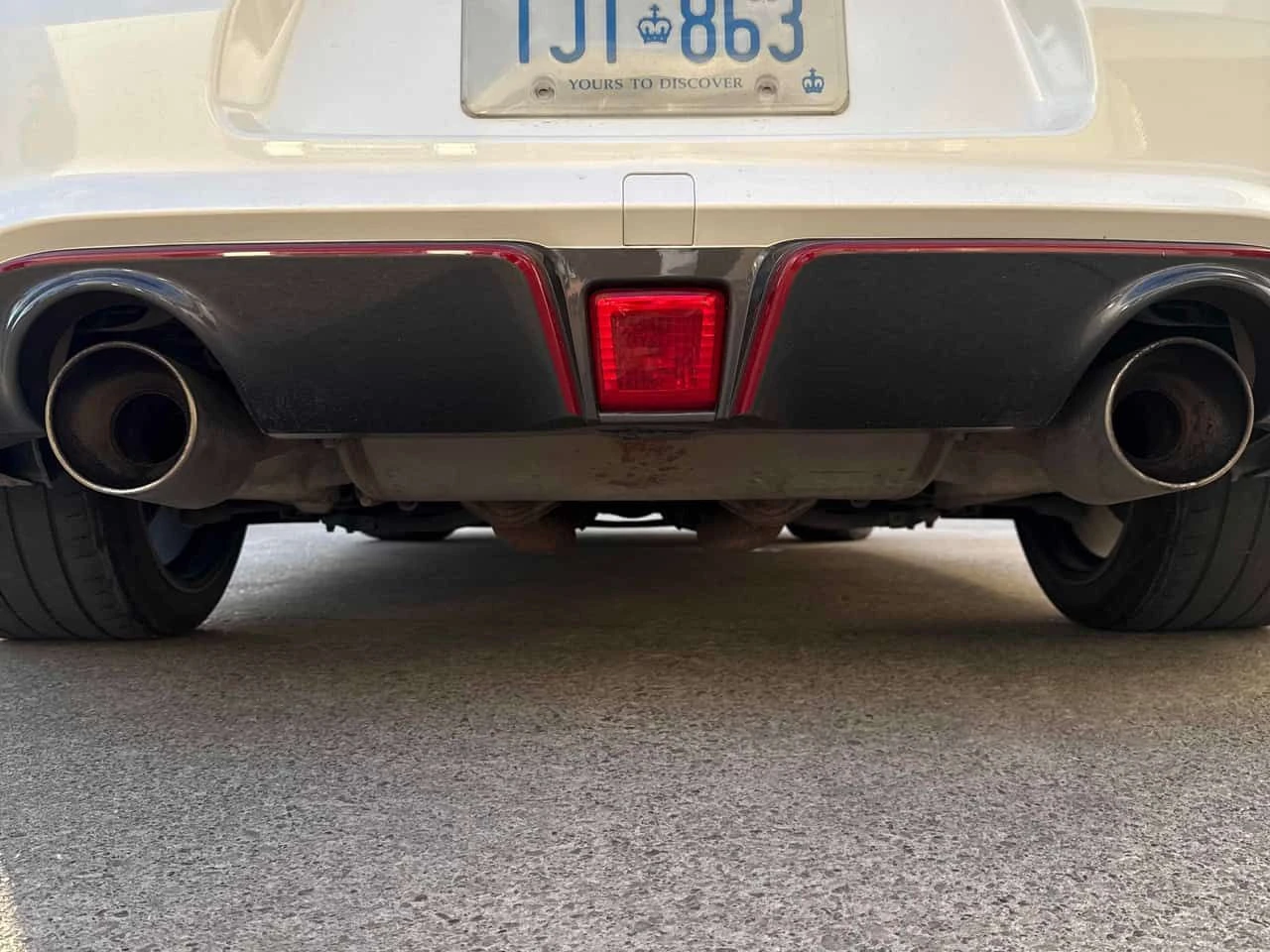 Nissan 370Z NISMO PACK* АЛКАНТАРА* BOSE* ПЪРВИ СОБСТВЕНИК* , снимка 10 - Автомобили и джипове - 54865527