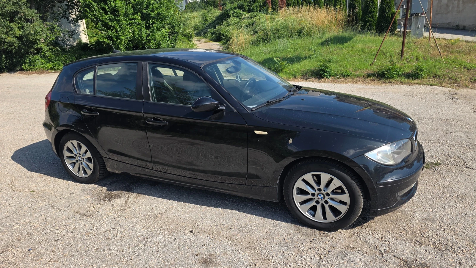 BMW 120 2.0d face, снимка 9 - Автомобили и джипове - 55038936