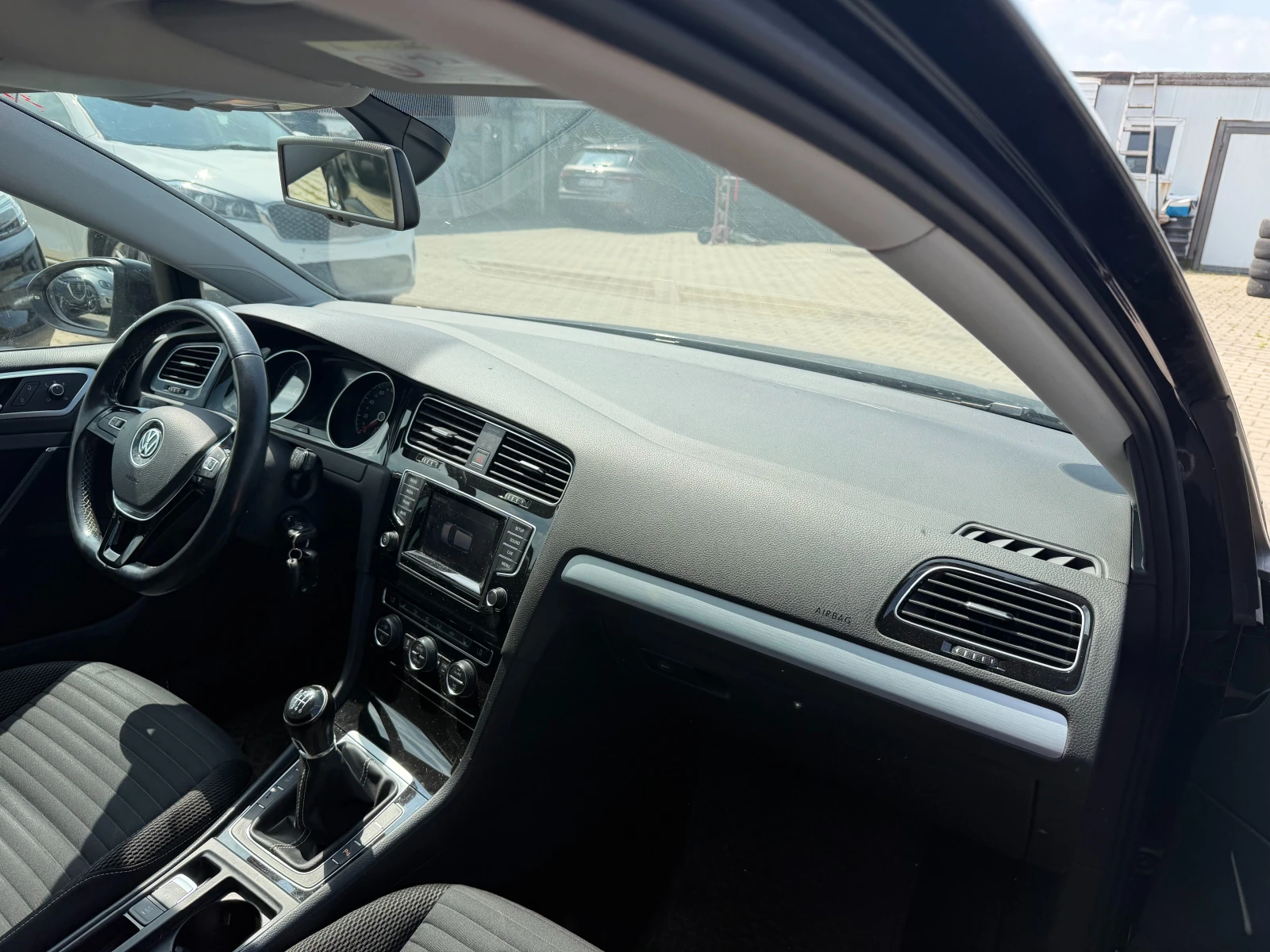 VW Golf CUP 2.0TDI NAVI EURO 6, снимка 11 - Автомобили и джипове - 55142661