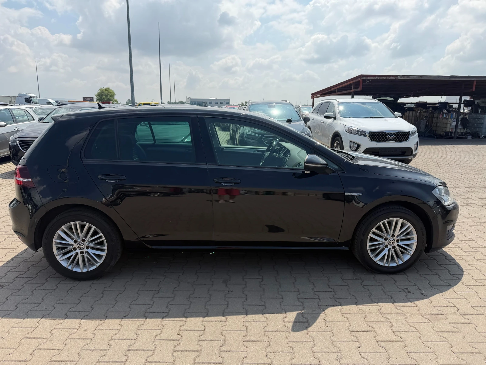 VW Golf CUP 2.0TDI NAVI EURO 6, снимка 5 - Автомобили и джипове - 55142661