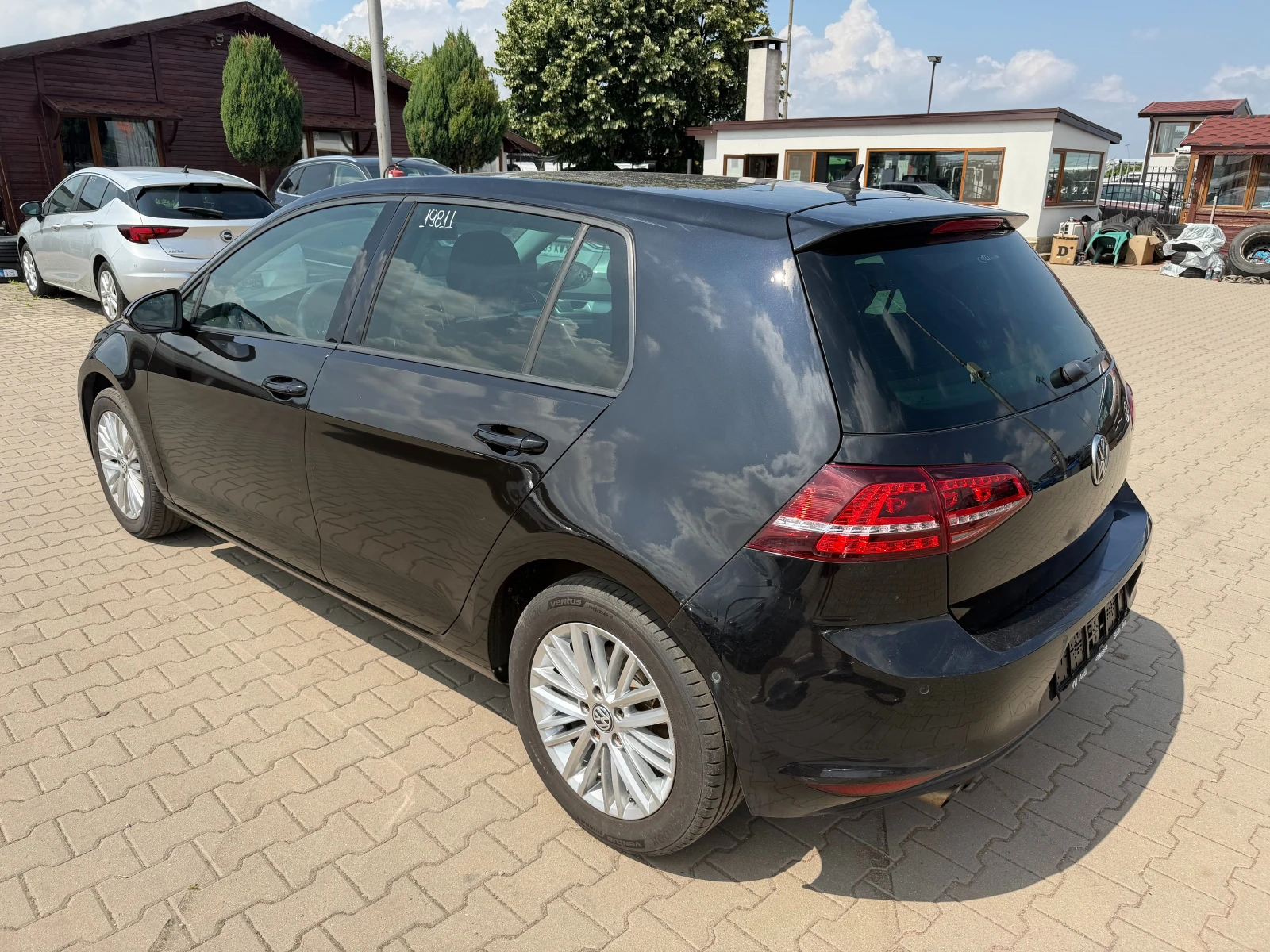VW Golf CUP 2.0TDI NAVI EURO 6, снимка 8 - Автомобили и джипове - 55142661