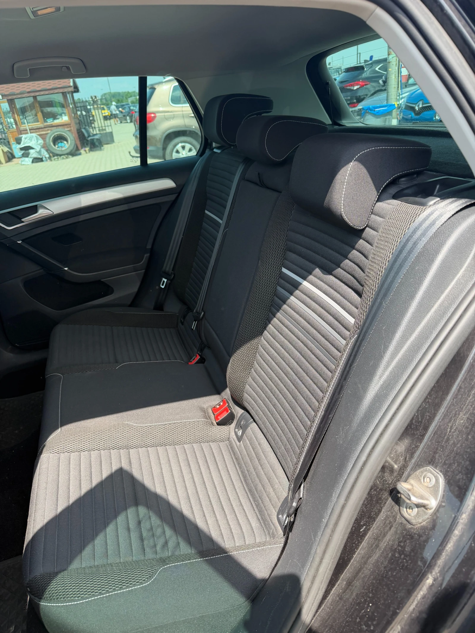 VW Golf CUP 2.0TDI NAVI EURO 6, снимка 10 - Автомобили и джипове - 55142661