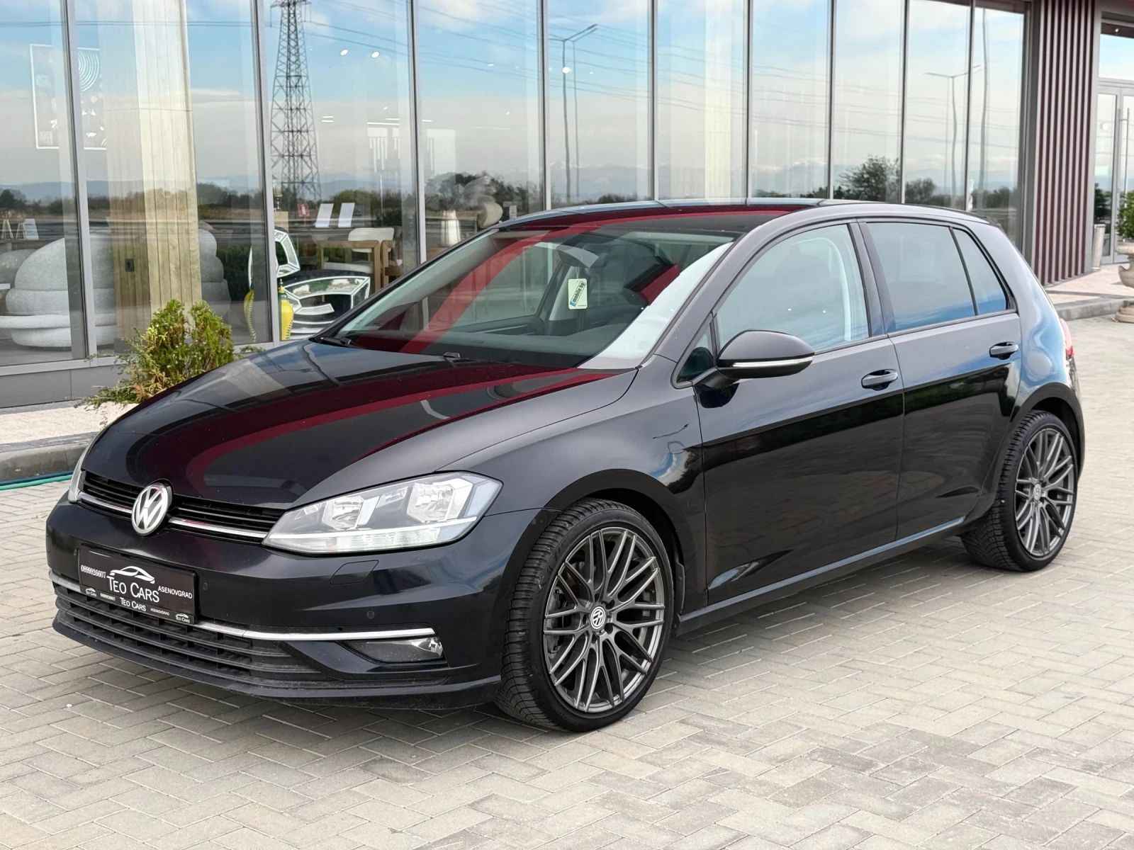 VW Golf VII 2.0 TDI 150к.с FACELIFT / HIGHLINE / CAMERA 