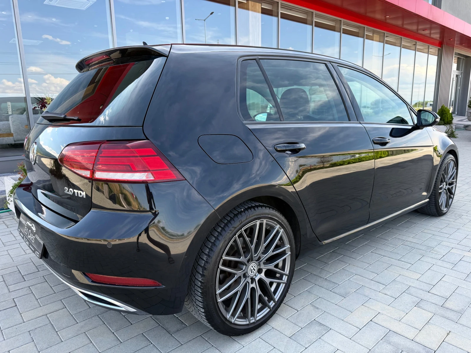 VW Golf VII 2.0 TDI 150к.с FACELIFT / HIGHLINE / CAMERA , снимка 7 - Автомобили и джипове - 55210684