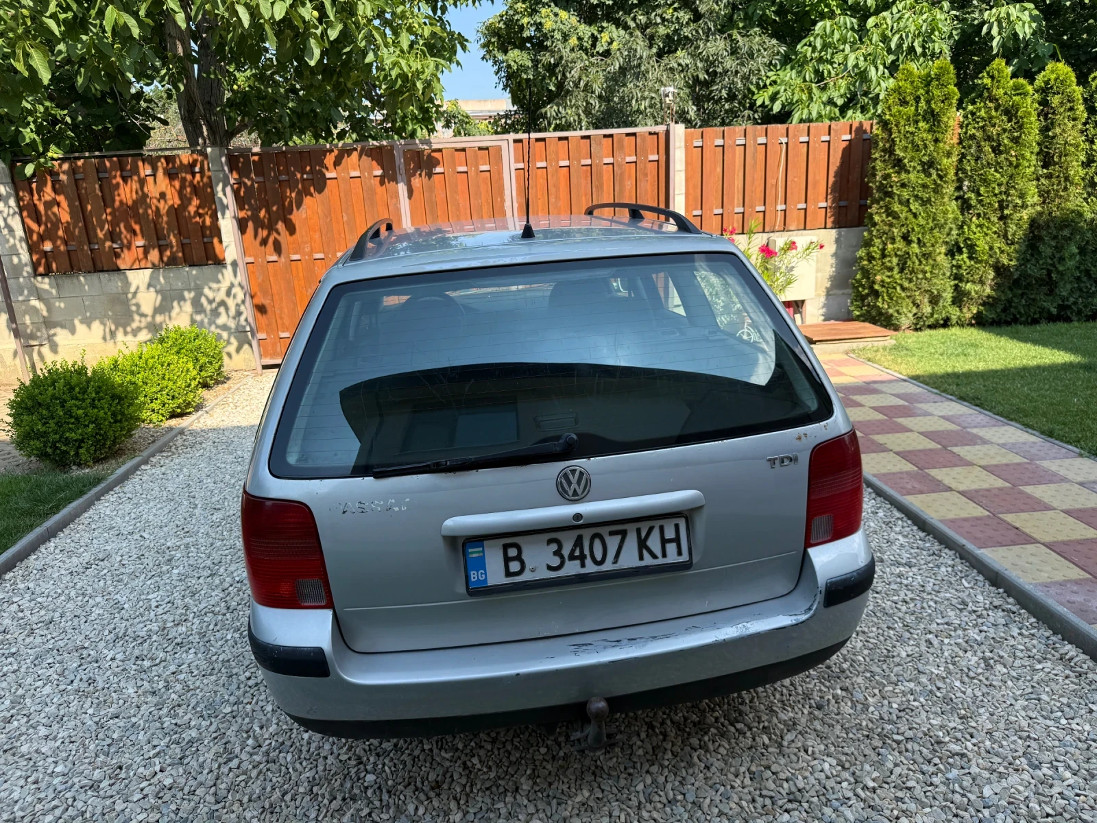 VW Passat 1.9 TDI, снимка 6 - Автомобили и джипове - 55380216