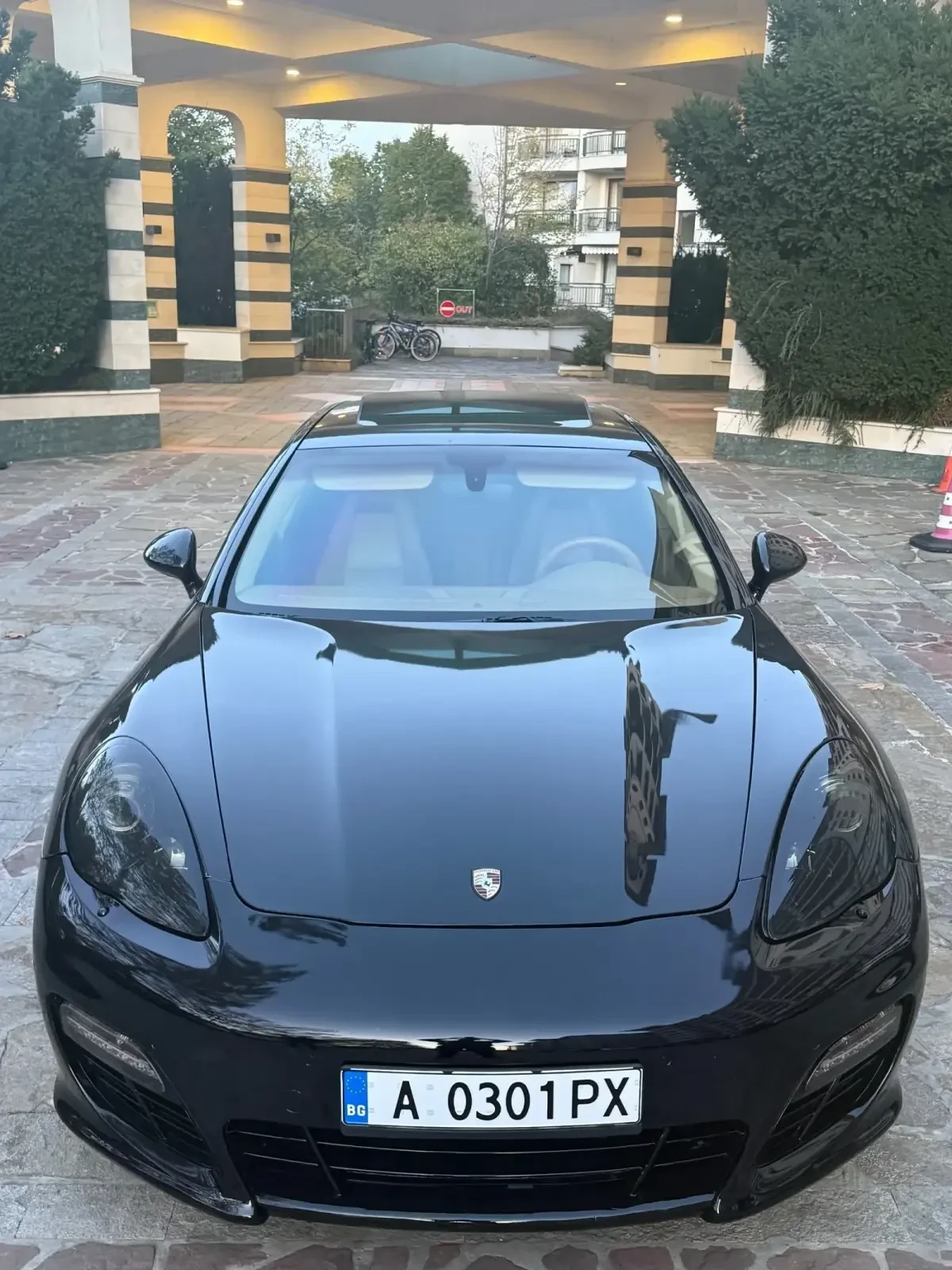 Porsche Panamera GTS 4.8, снимка 1 - Автомобили и джипове - 55619780