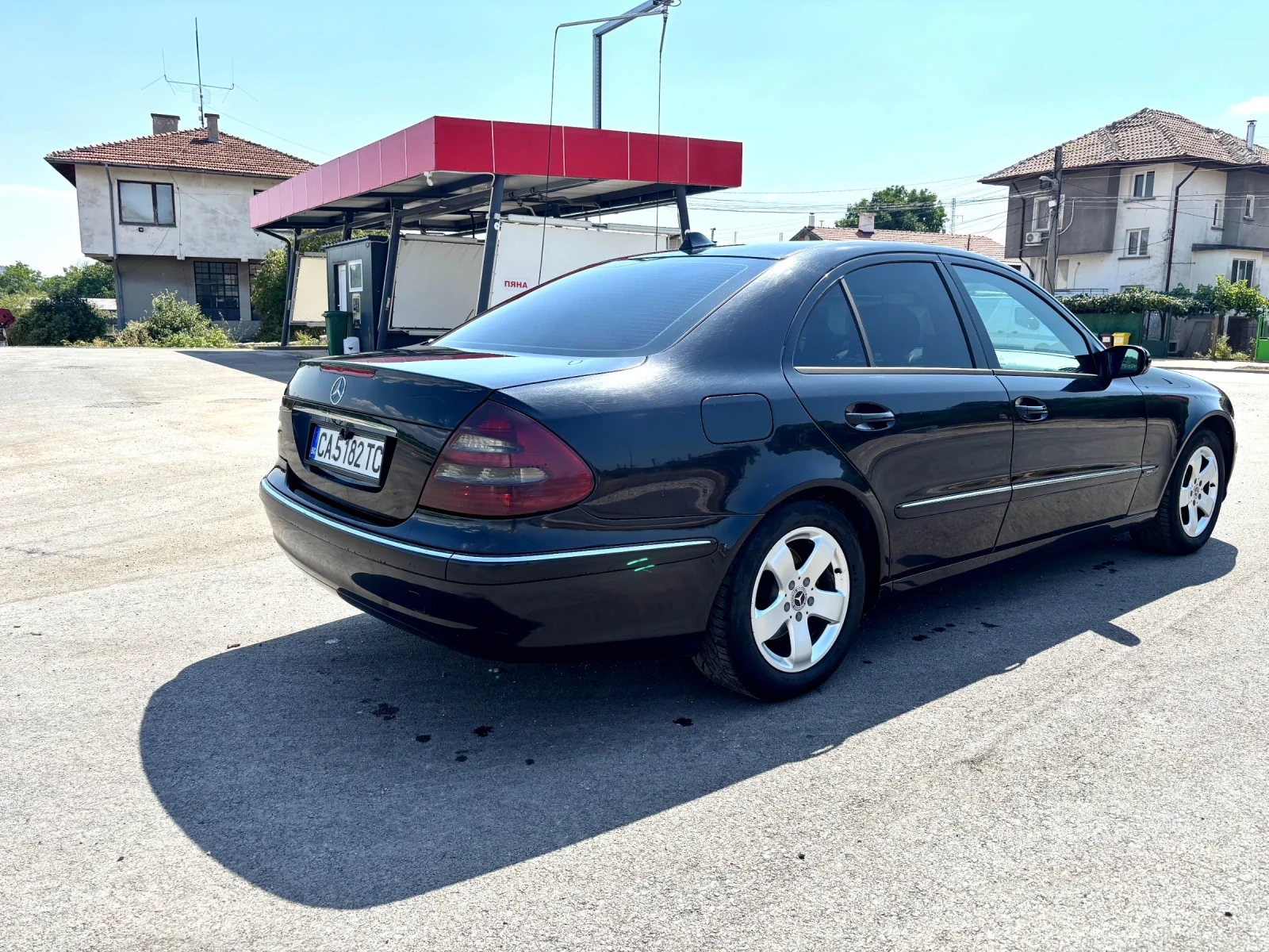 Mercedes-Benz E 200 1.8 NGT, снимка 8 - Автомобили и джипове - 55793195