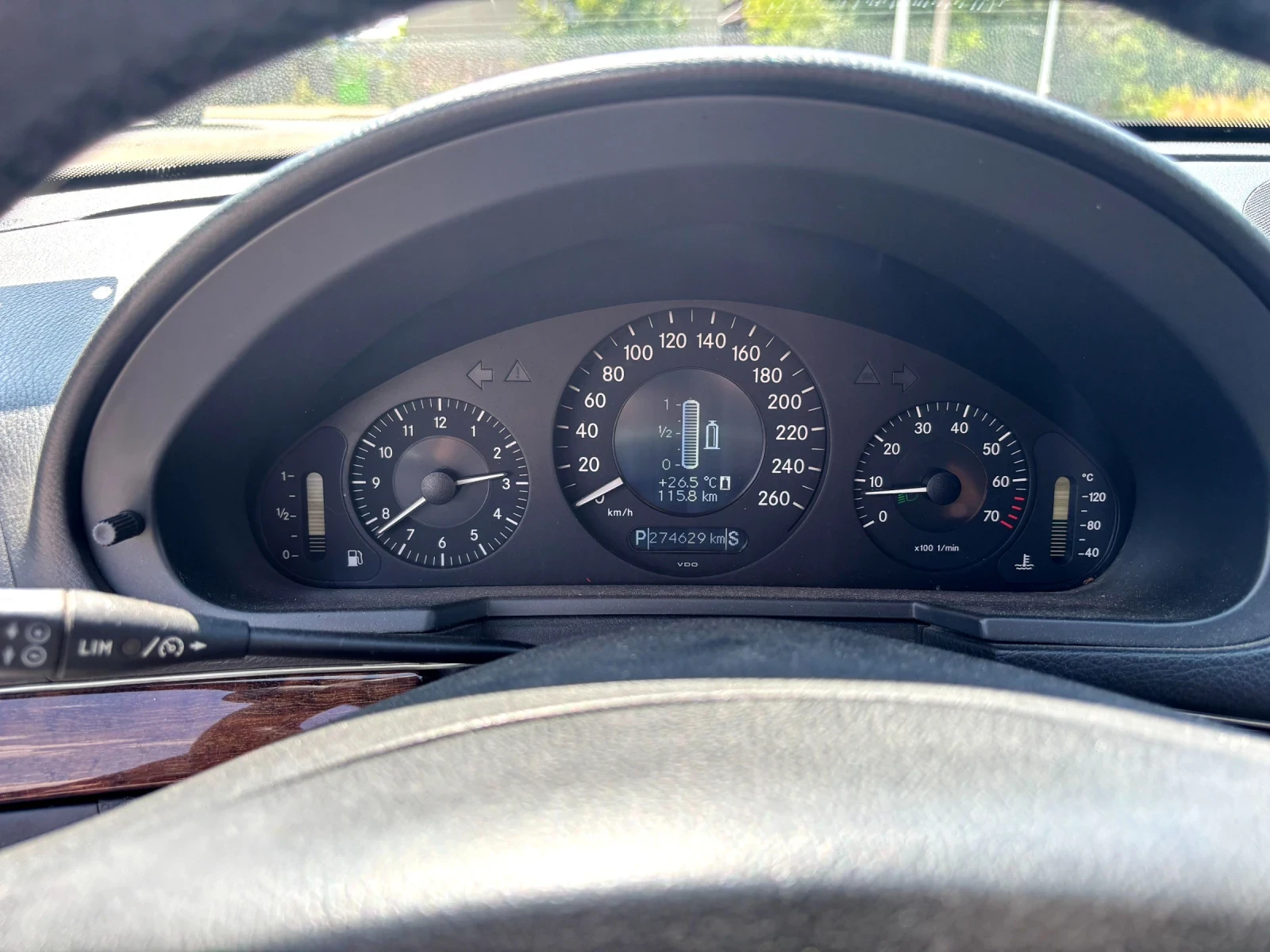 Mercedes-Benz E 200 1.8 NGT, снимка 15 - Автомобили и джипове - 55793195
