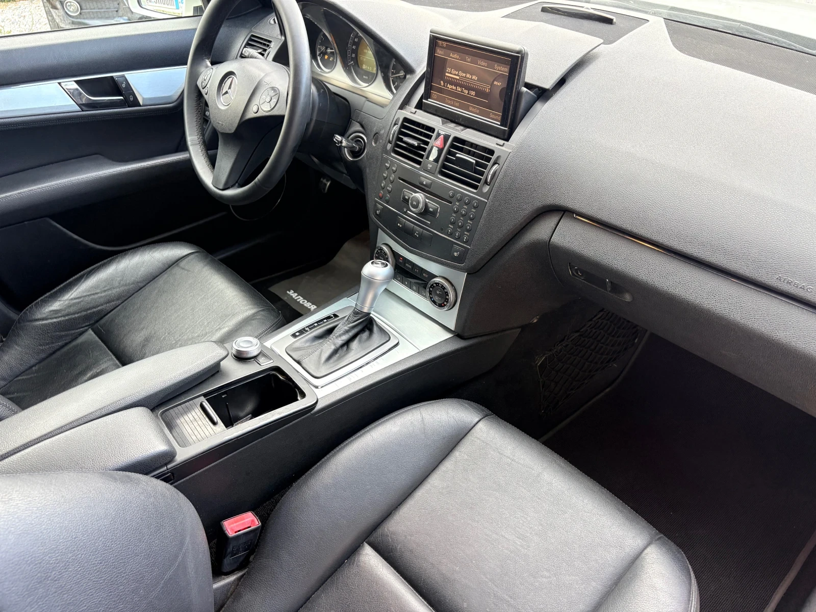 Mercedes-Benz C 320 АMG 320 CDI, снимка 13 - Автомобили и джипове - 55838854