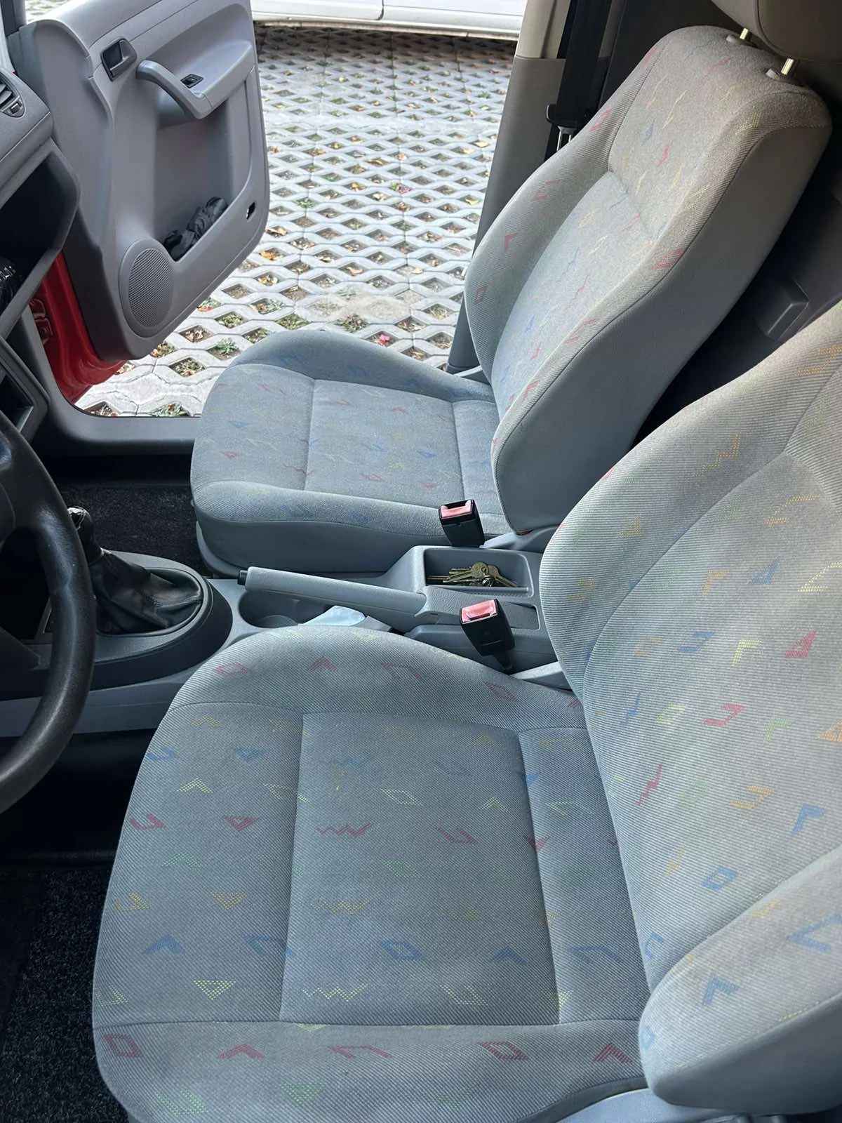 VW Caddy, снимка 11 - Автомобили и джипове - 56612785