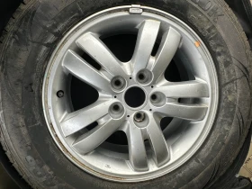 Hyundai Tucson 2.0 4Х4 - 4500 € / 8801.24 лв. - 85447916 14