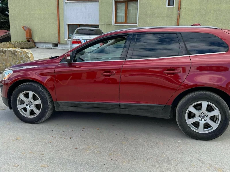 Volvo XC60 3.2 2wd, снимка 4 - Автомобили и джипове - 52056761