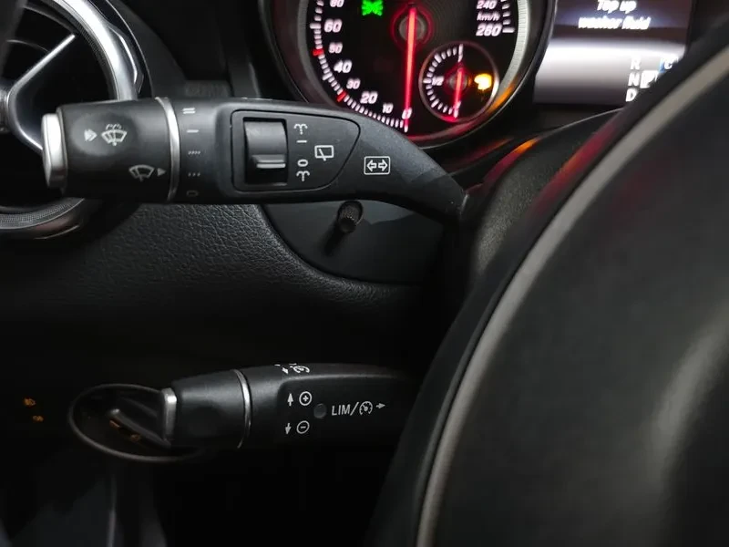 Mercedes-Benz GLA X156 Gla220, снимка 16 - Автомобили и джипове - 55259405