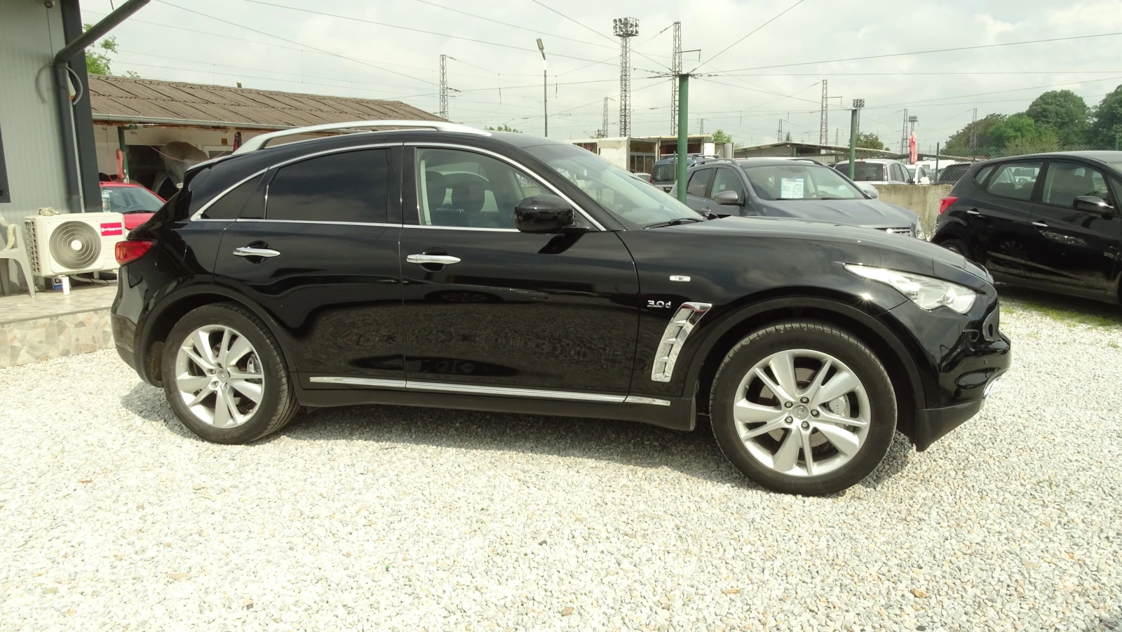 Infiniti QX70 3.0D* FULL - изображение 6