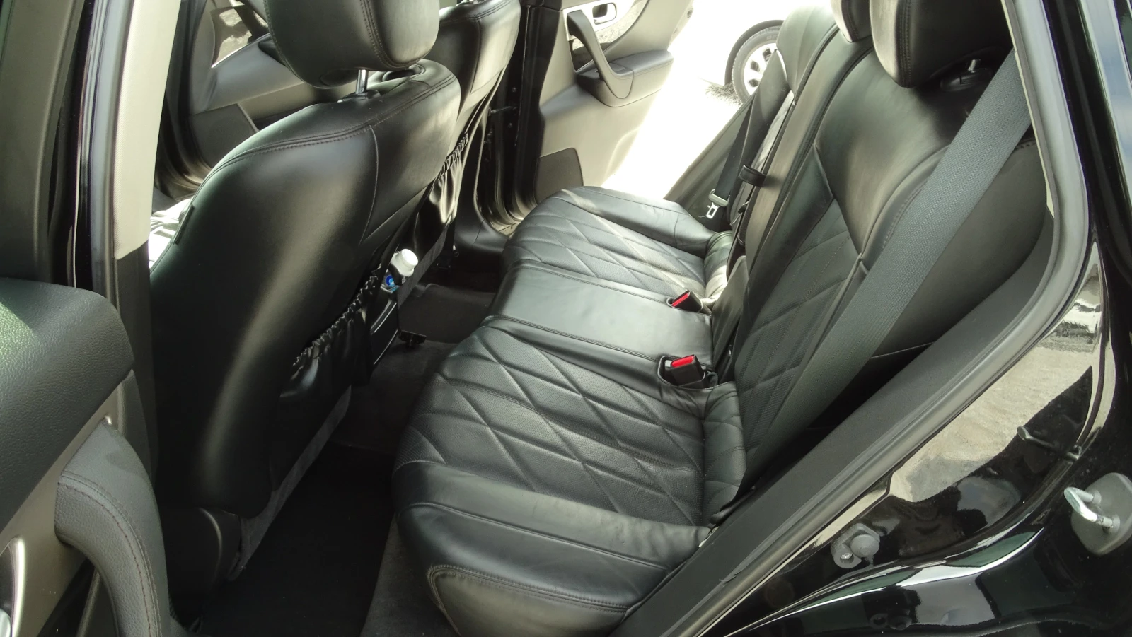 Infiniti QX70 3.0D* FULL | Mobile.bg   12