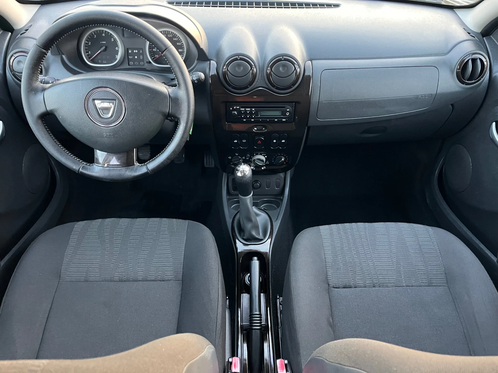 Dacia Duster 172000км, Италия, топ състояние - изображение 8
