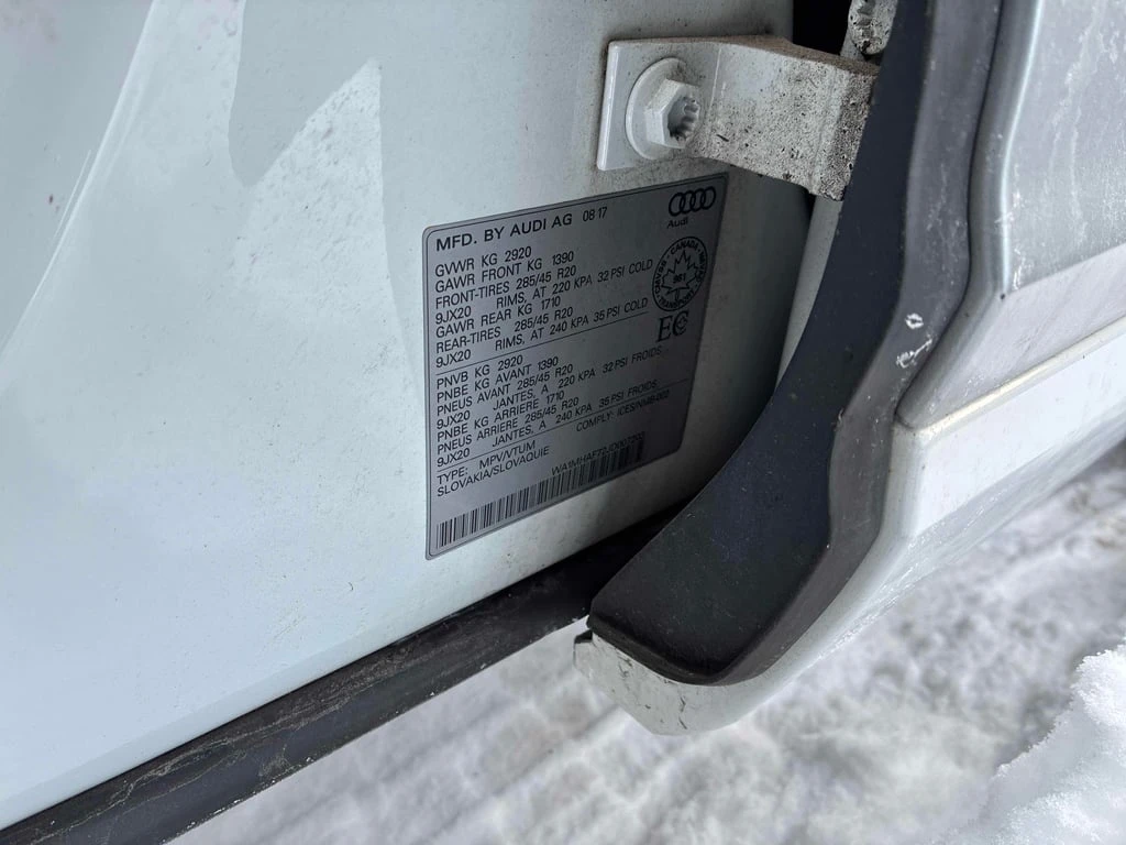 Audi Q7 * Progressiv * CARFAX * ОБДУХВАНЕ* ПАНОРАМА*  - изображение 10