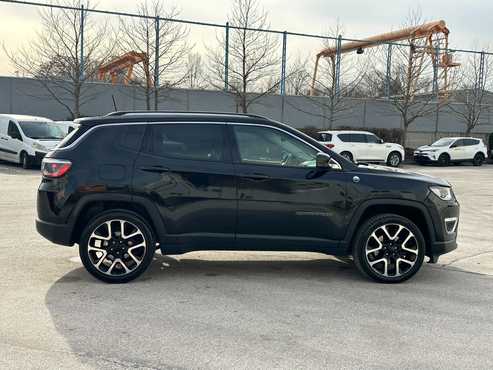 Jeep Compass 2.0d M-Jet Opening Edition 4WD, снимка 5 - Автомобили и джипове - 53707667