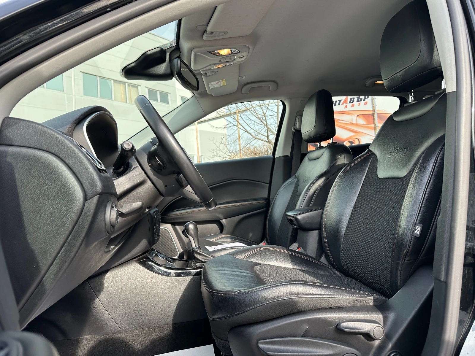 Jeep Compass 2.0d M-Jet Opening Edition 4WD, снимка 8 - Автомобили и джипове - 53707667