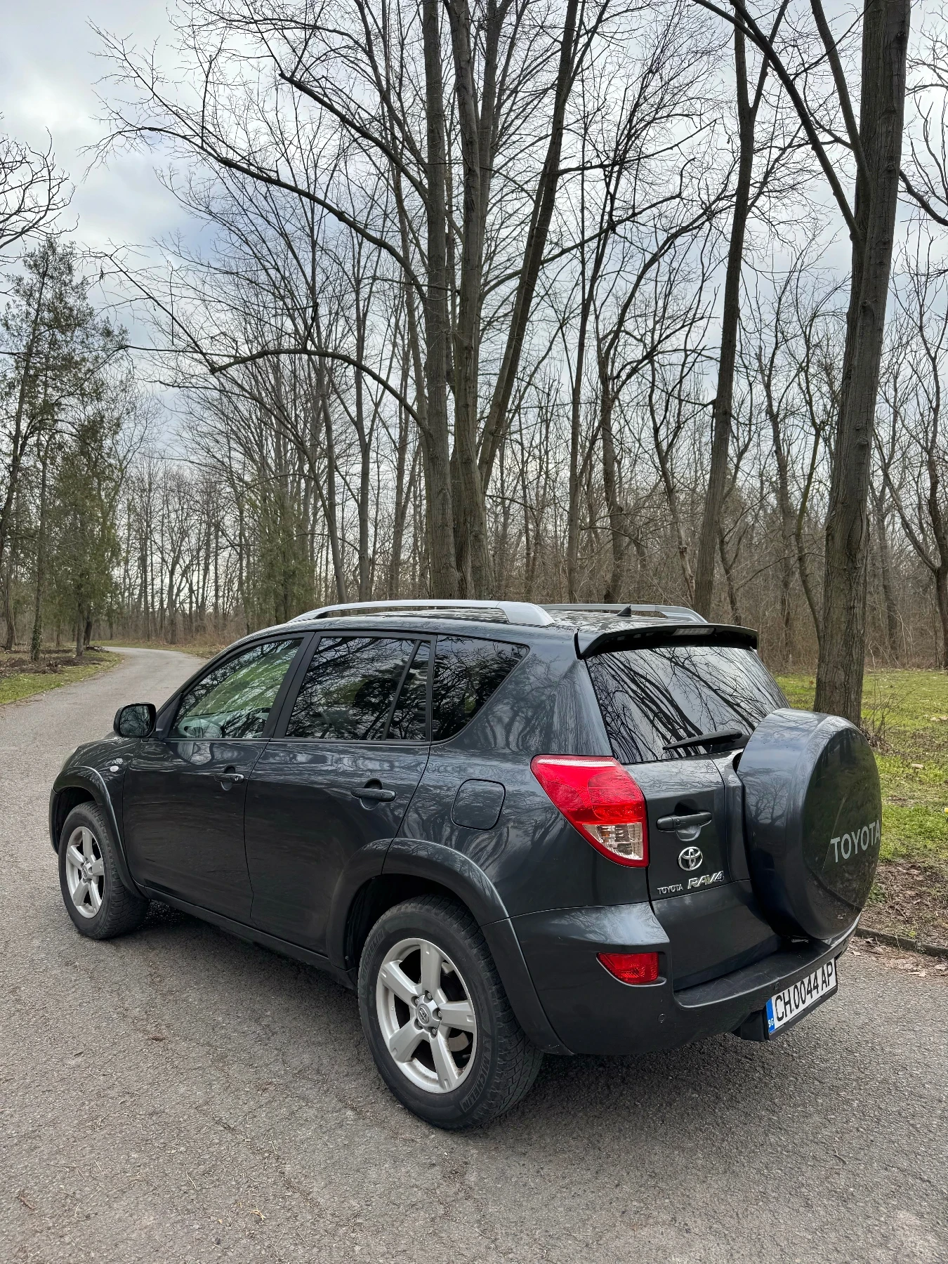 Toyota Rav4, снимка 2 - Автомобили и джипове - 53789167